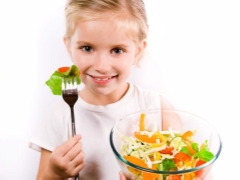 Lựa chọn vitamin nào tốt hơn cho trẻ 6 tuổi?