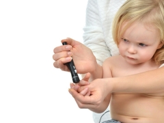 Lancety pre bezbolestné odoberanie krvi prstom u detí