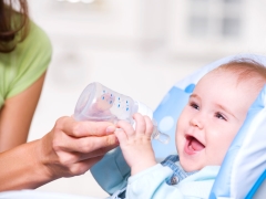 Är det möjligt att ge barnet råvatten?