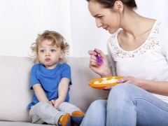 Vad ska kosten för diarré hos ett barn?