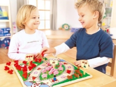 7 yaş arası çocuklar için en popüler tahta oyunları