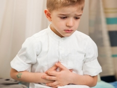 बच्चों में जठरशोथ के लक्षण और उपचार