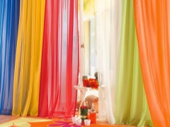 Çocuk odası için perdeler: tasarımcı yenilikleri
