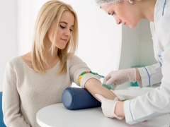 Apakah piawaian ujian darah semasa kehamilan dan apakah punca penyimpangan?