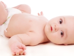 नवजात शिशु में त्वचा क्यों छिल जाती है और क्या करना है?