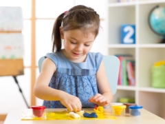 Cum sa faci o actiune analogica Play-Doh?