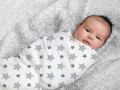 How to wean a baby from swaddling?