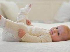 Cvičenia pre dyspláziu bedrových kĺbov u novorodencov a dojčiat