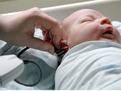 1 ayda ultrason: yenidoğanın ilk taraması