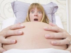 كيف تبدأ المخاض عند النساء البدائيات؟ العلامات والأحاسيس أثناء الولادة الأولى