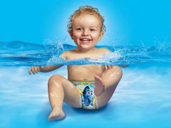 Yüzme için bir bebek bezi nasıl seçilir?