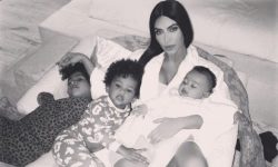 Maternity para sa kanya: Kim Kardashian sa unang pagkakataon ay nagpakita ng isang nakakahawang larawan na may tatlong anak