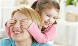 V Rusku sa navrhuje predĺžiť rodičovskú dovolenku z troch rokov na dobu neurčitú