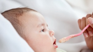 Do I need a baby food in 4 months?