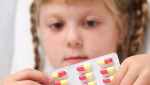 기침이나 콧물이있는 어린이에게 항생제가 필요합니까?