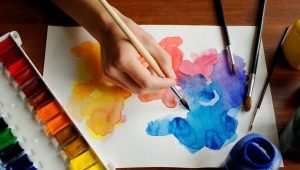 Làm thế nào để chọn sơn màu nước cho một đứa trẻ?