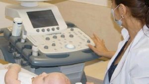 What does brain ultrasound show and why are children doing it?