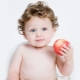 When and in what form can an apple be given to an infant?