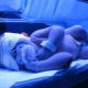 Fototerapi untuk bayi baru lahir dengan penyakit kuning