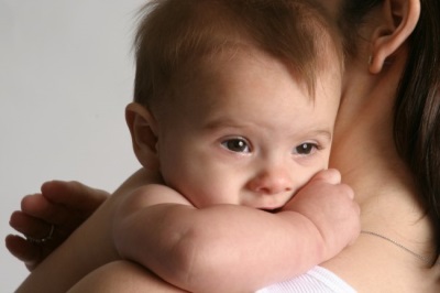 Hastalığın belirtileri - bebeklerde kusma