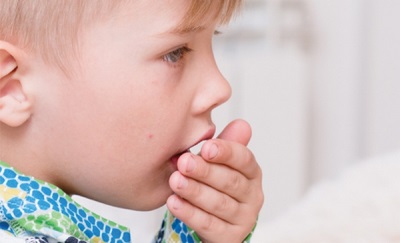 Как и как да се лекува лай на кашлица при дете?